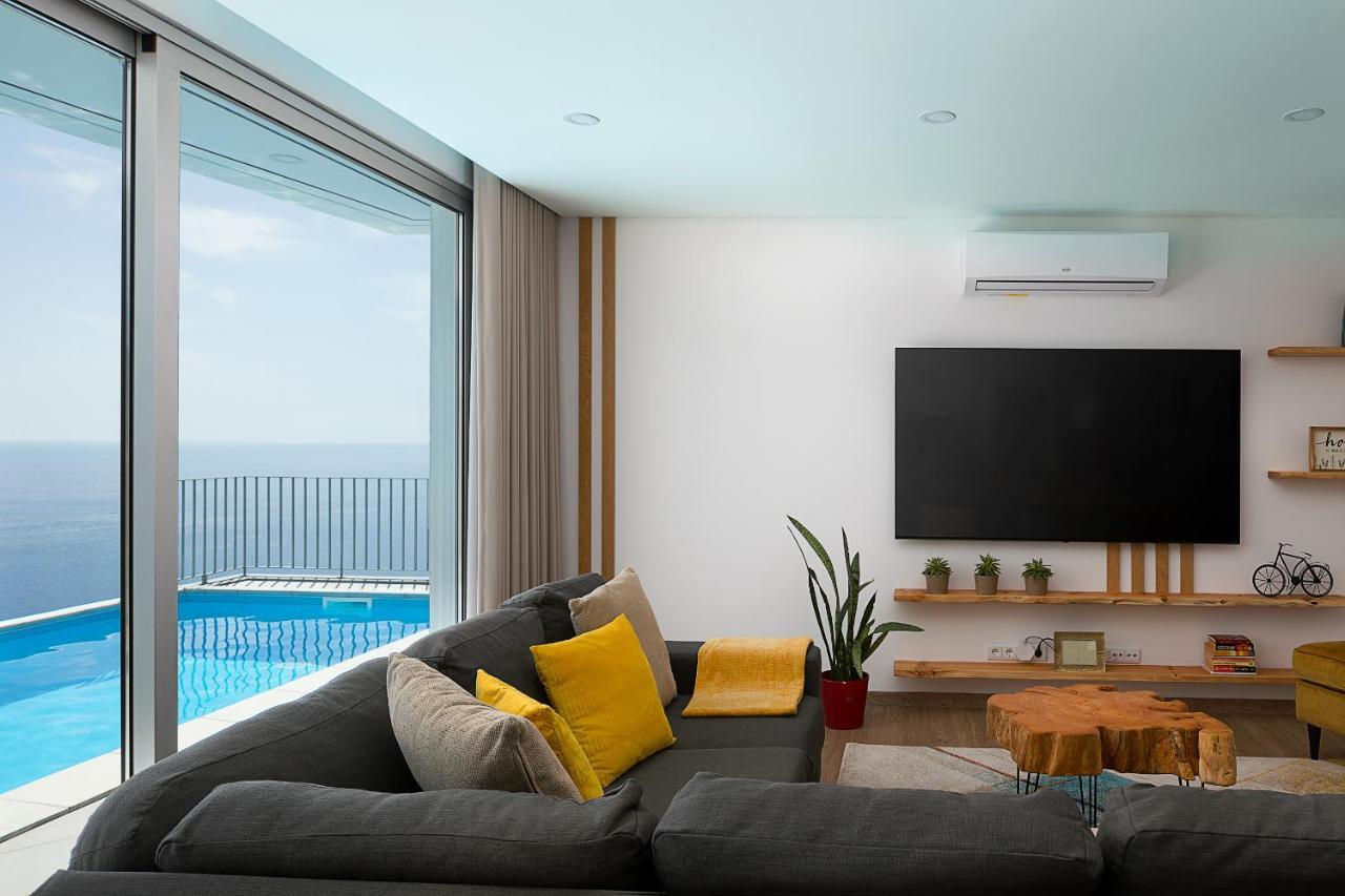 Peak A Boo Private Heated Pool And Private Parking Câmara de Lobos Exterior foto
